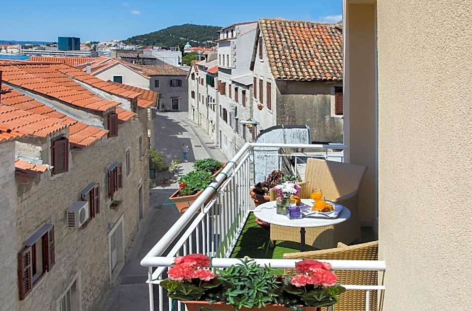 Royal Suites