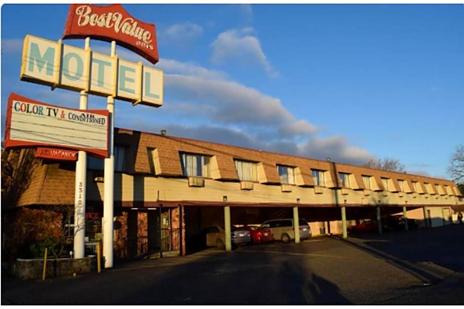 Best Value Inn by OYO Portland OR South East