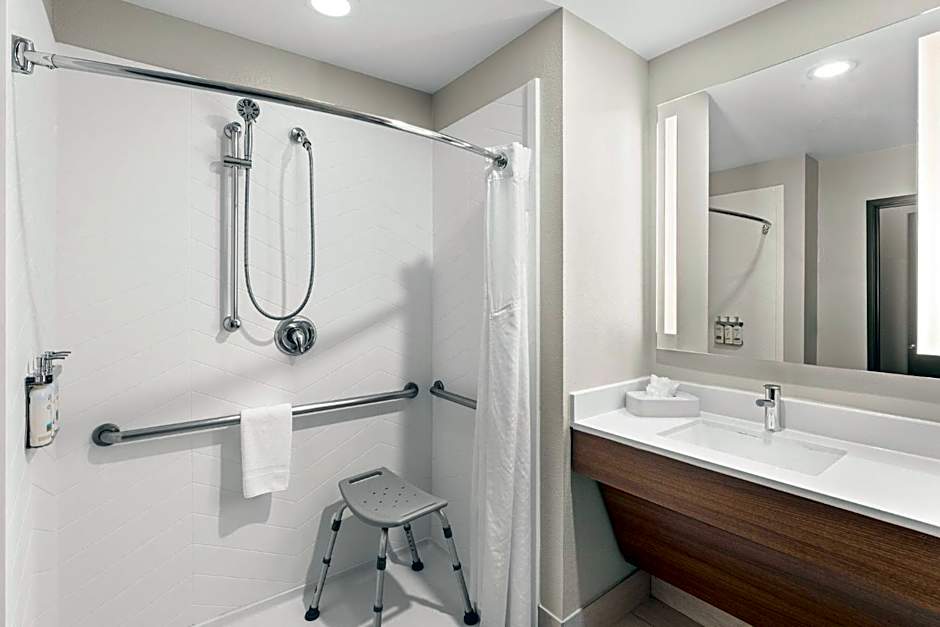 Holiday Inn Austin North By IHG