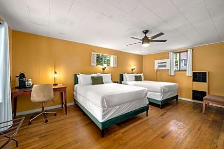 Double Queen Room