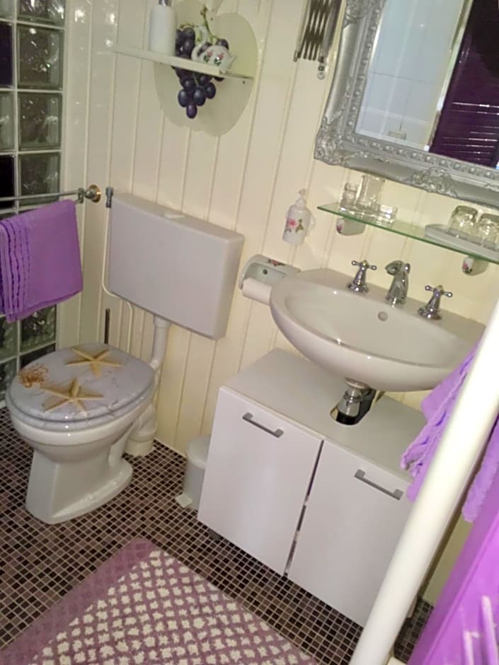 B&B Het Tuinhuisje – Enschede, TX