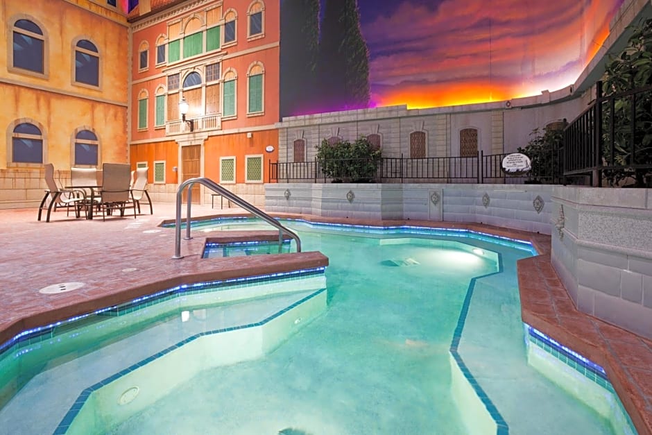 Holiday Inn Hotel & Suites Maple Grove Northwest Minneapolis-Arbor Lakes By IHG