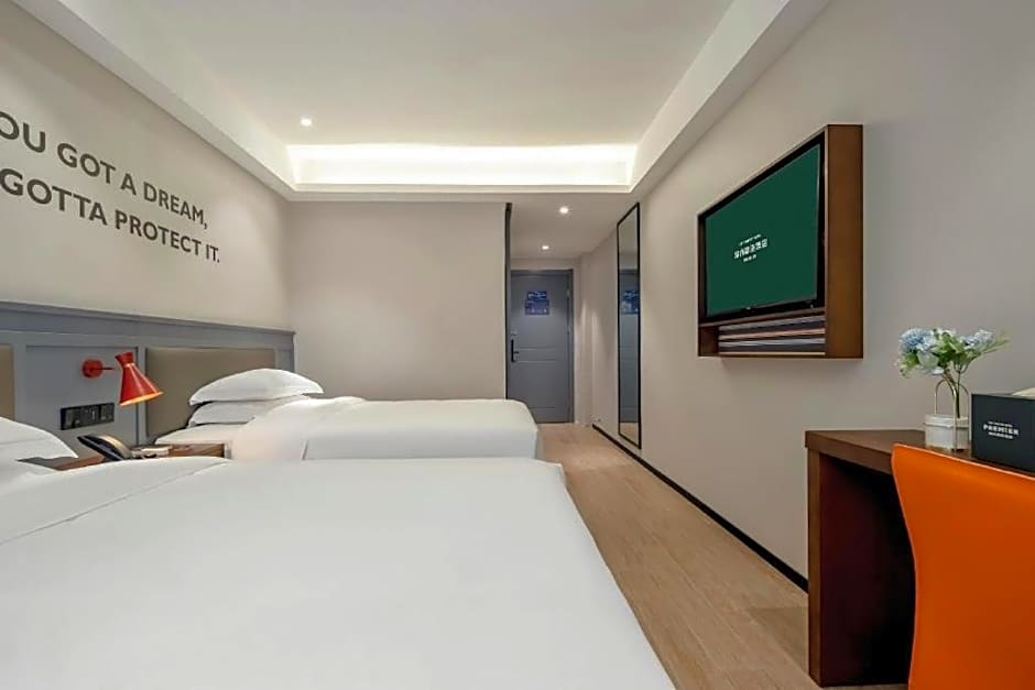 City Comfort Premier Hotel Qinzhou Lingshan Traditional Chinese Medicine Hospital Gymnasium