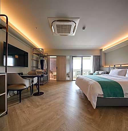 King Room with Balcony and Connecting Door