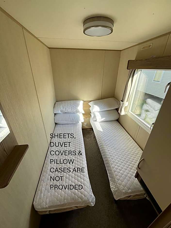 Golden Sands Mablethorpe 8 Birth Caravan