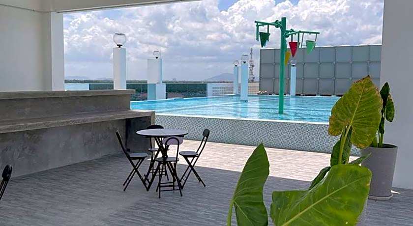 Sri Indar Hotel & Suites