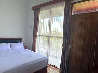 Nofrah House Syariah Mitra RedDoorz