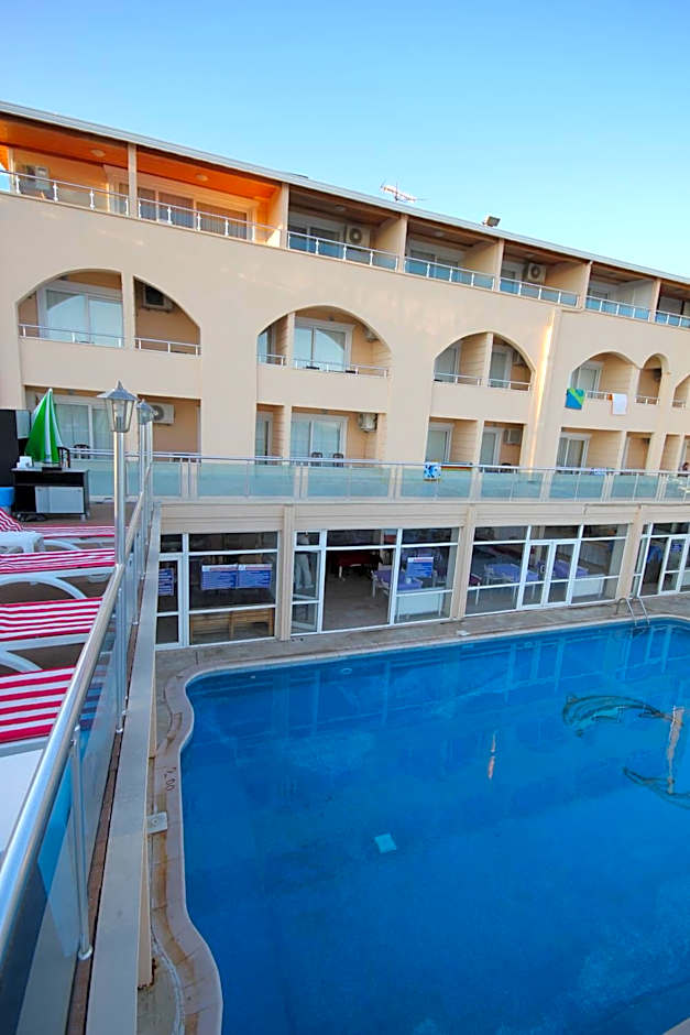 Ucem Hotel Golden Sea