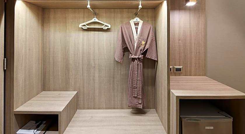 Grace At Five by Grace Hotel Bangkok