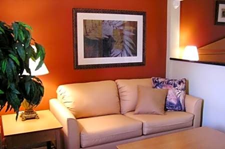 Days Inn by Wyndham Kissimmee West