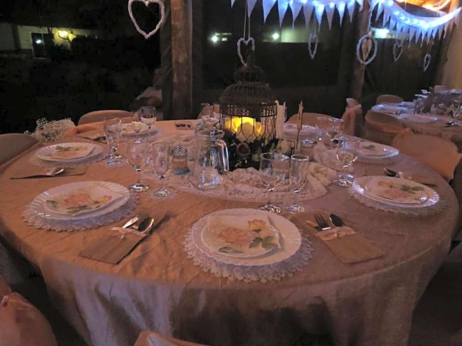 Guinea Feather Country Lodge