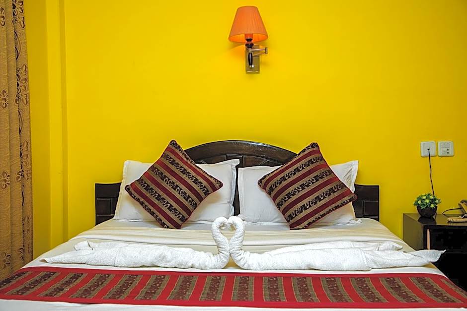 Hotel Bougainvillea