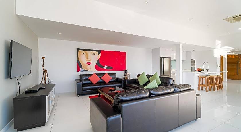 Tropical Sea View Residence