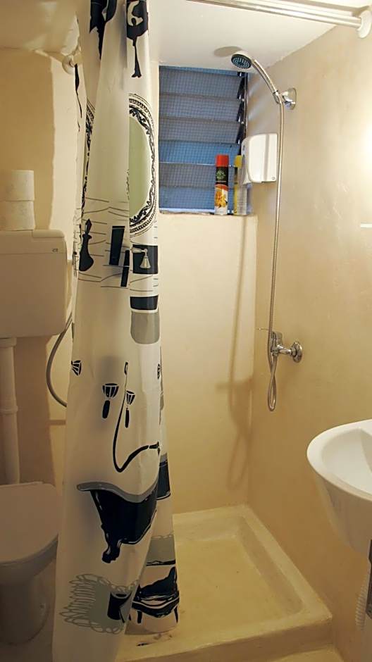 Rhodes Backpackers Boutique Hostel and Apartments