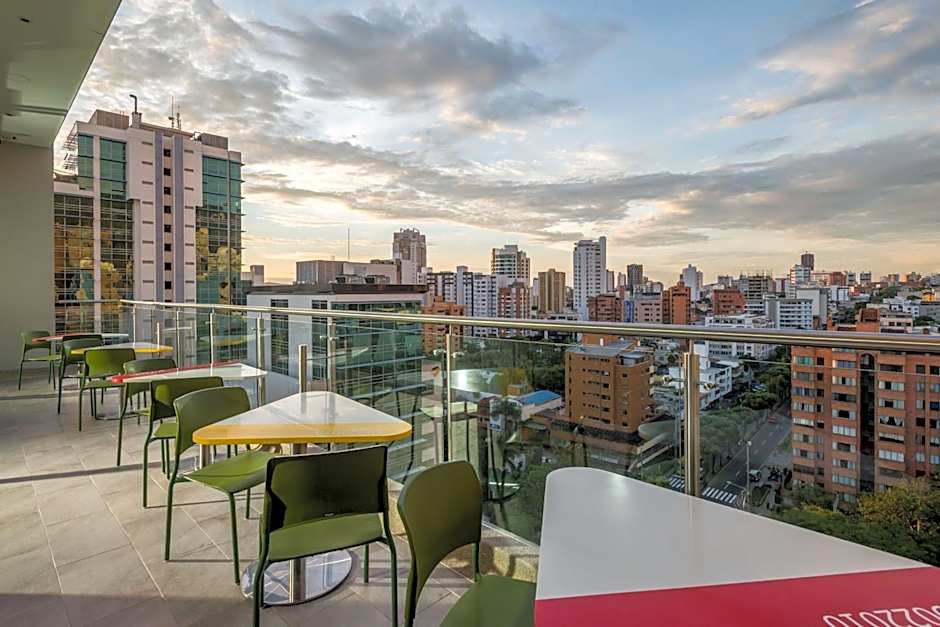 Hampton By Hilton Bucaramanga