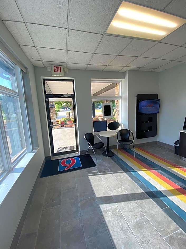 Motel 6 Manchester, TN