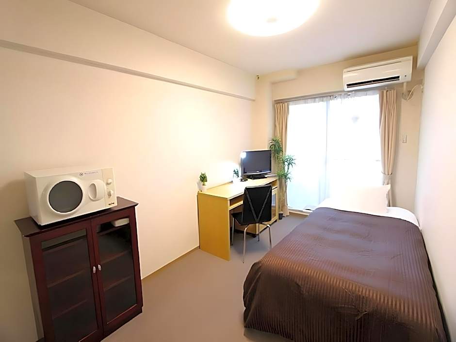 Hotel Livemax BUDGET Fuchu