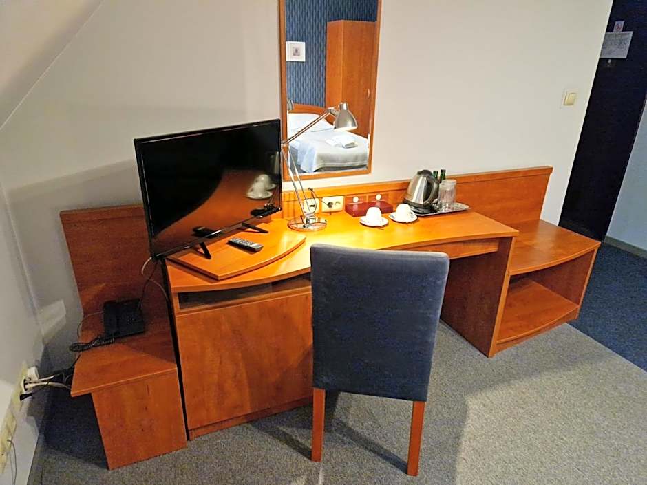 Hotel i Restauracja Pod Szyszkami