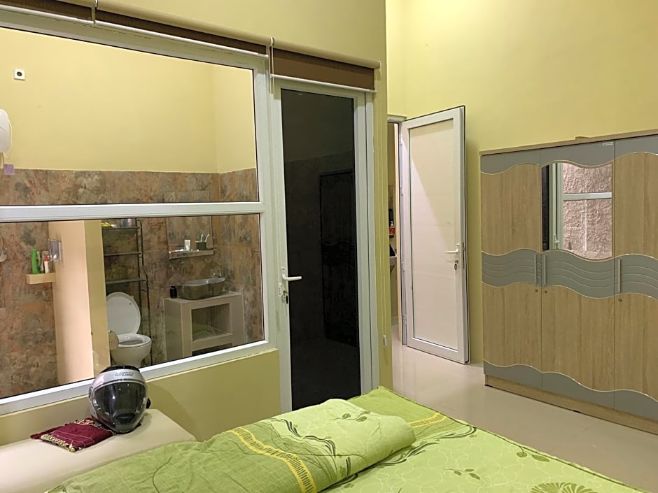Embay House & Private Pool – Bogor, PA