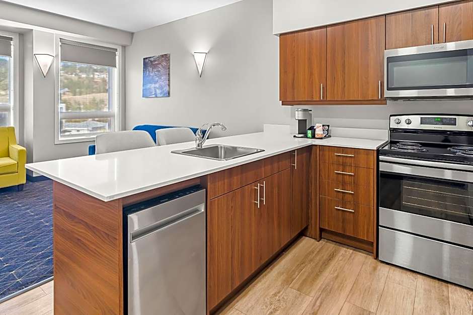 Park Inn by Radisson, Kelowna