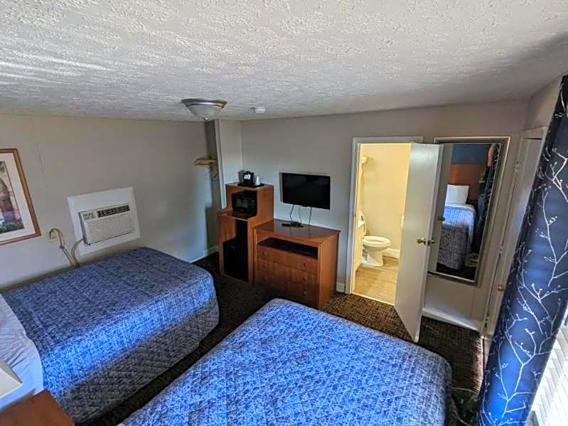 Bea's Parkway Inn