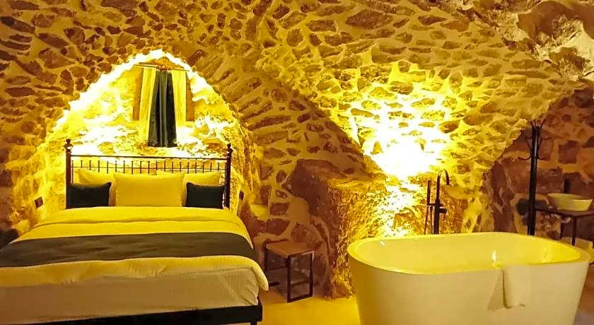 TUĞMANER  Small House AJAR