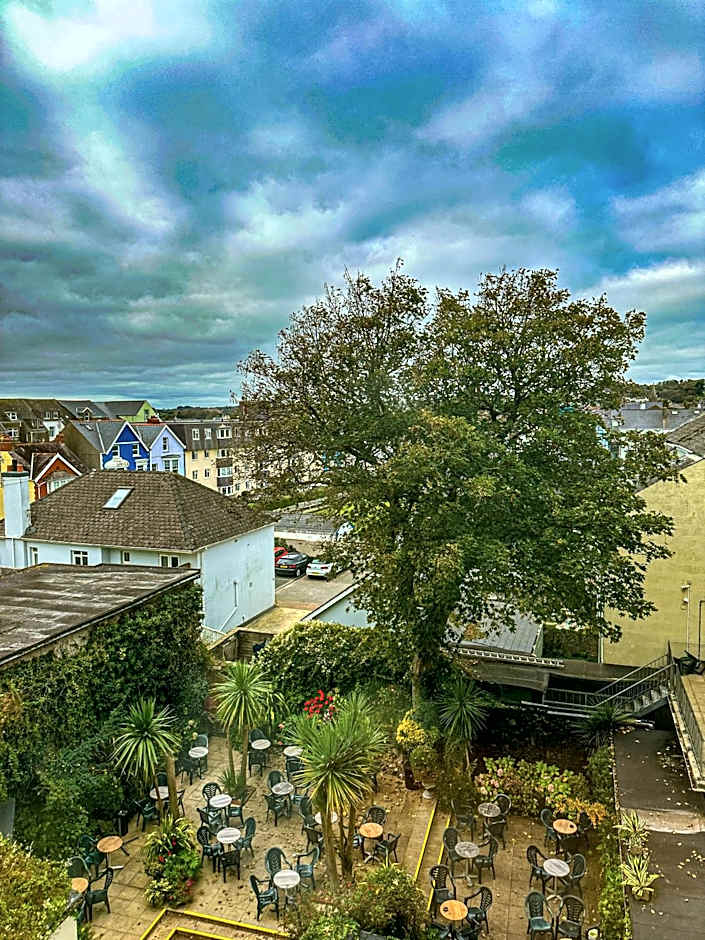 Clarence House Hotel