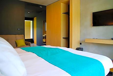 Superior Family Room