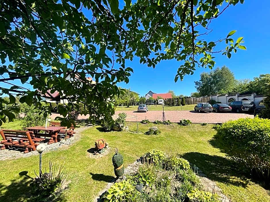 Villa Regina - Spokojna okolica - 100 metrów od lasu - blisko szpitala