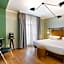Hotel Silky by HappyCulture