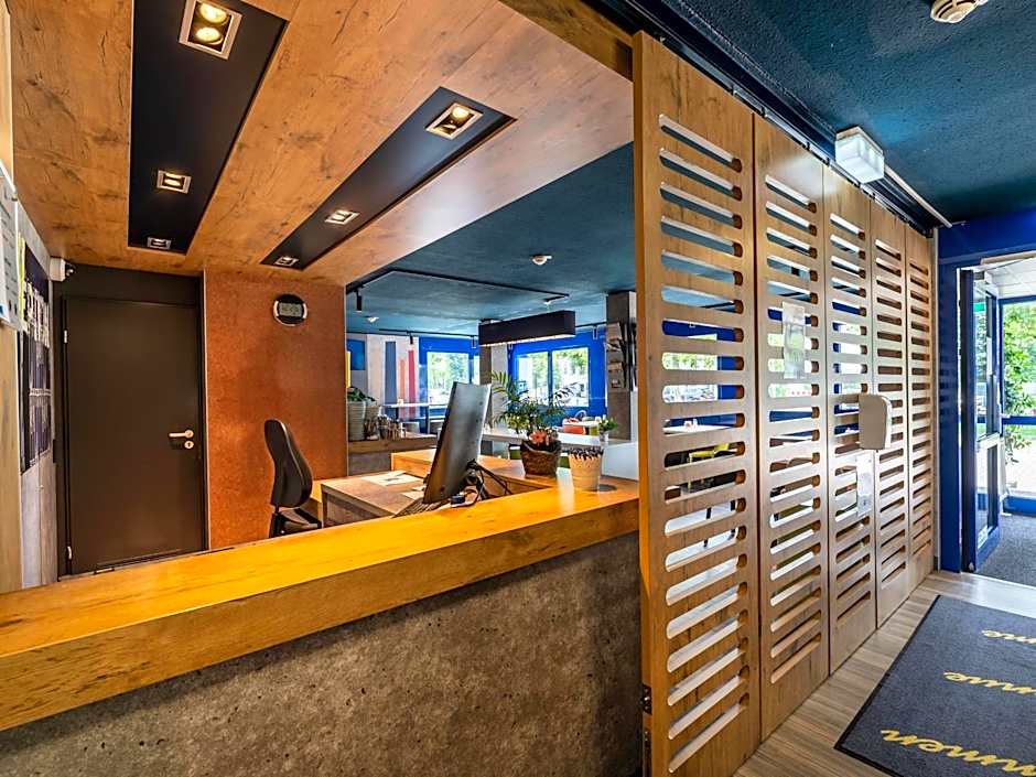 B&B HOTEL Freiburg-West