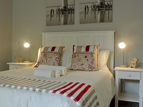 Deluxe Double Room 2