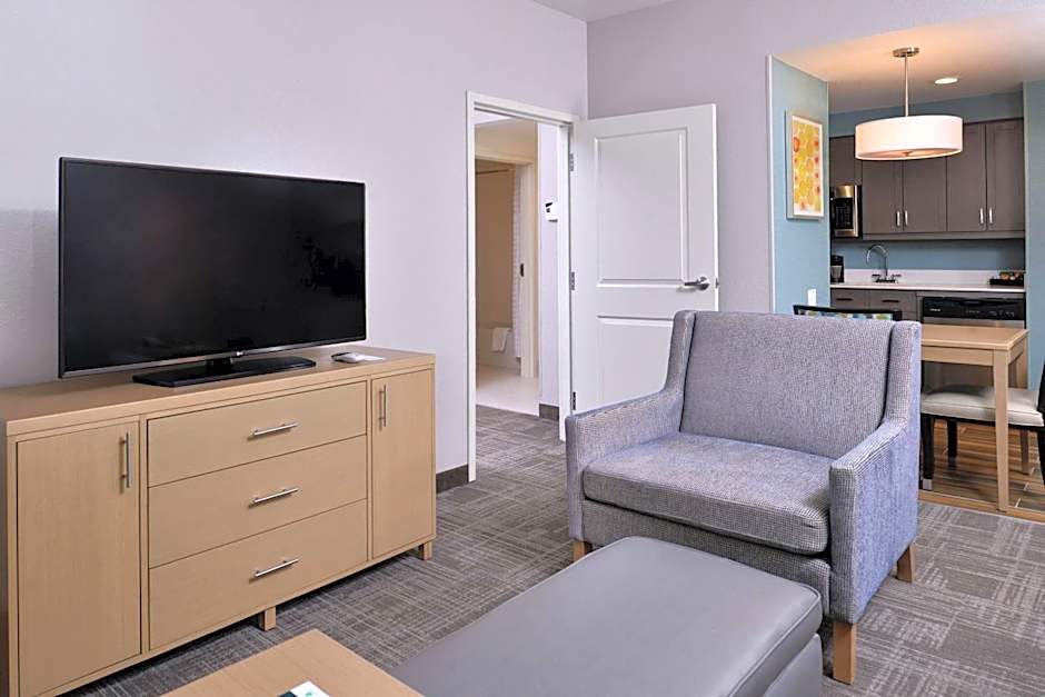 Homewood Suites By Hilton Des Moines Airport
