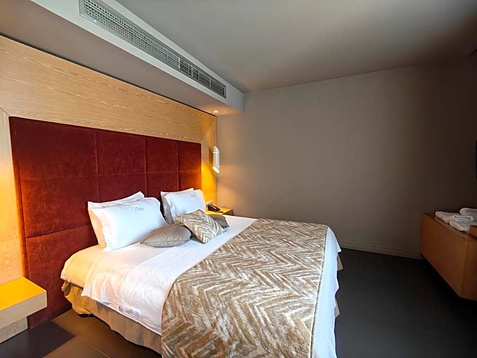 Elysion Hotel