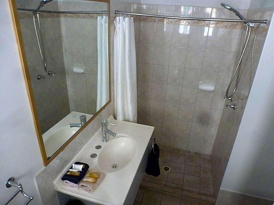 Aspley Carsel Motor Inn