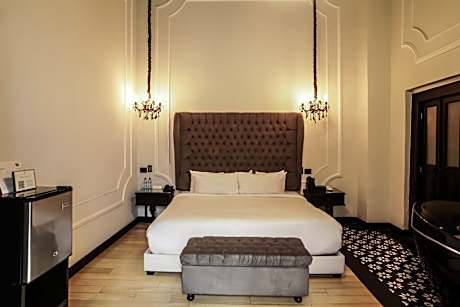 Standard Suite