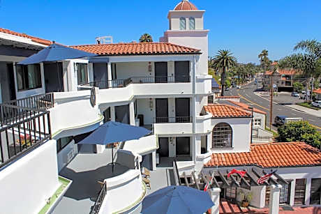 The Surfbreak Hotel