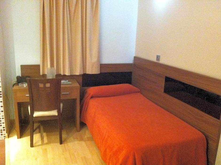 Hotel El Cruce Moraleda