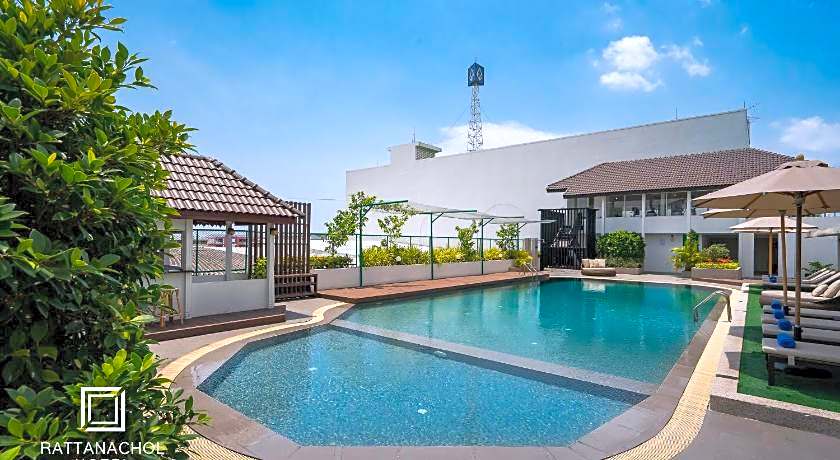 Rattanachol Hotel