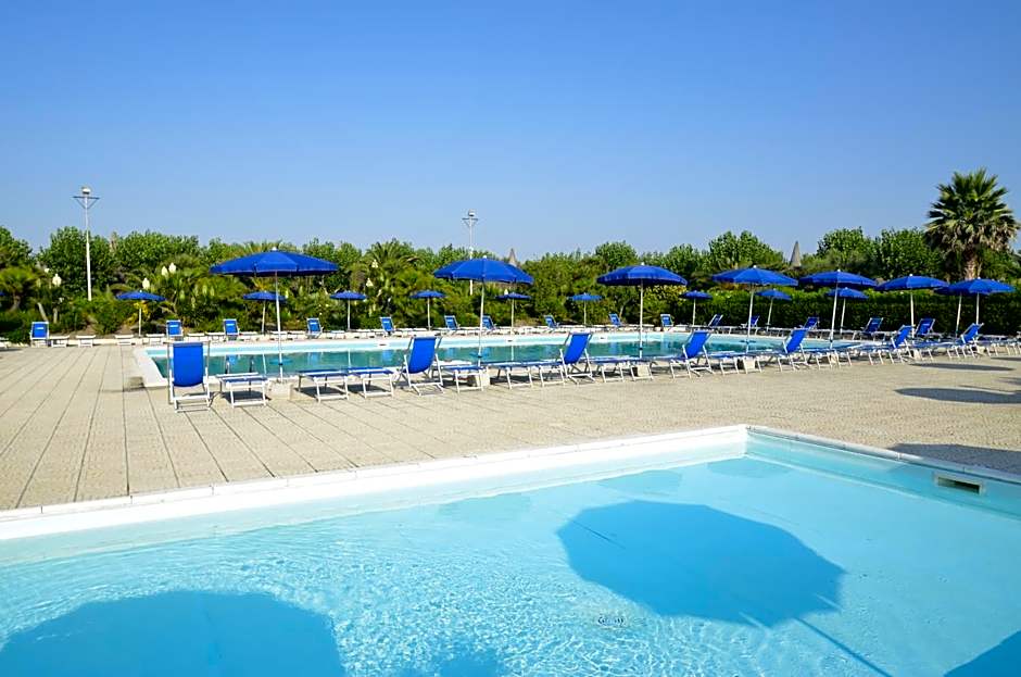 African Beach Hotel-Residence