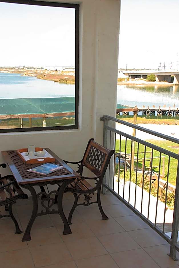 Riviera Hotel & Chalets