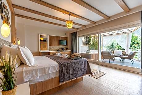 Deluxe Room with Jacuzzi