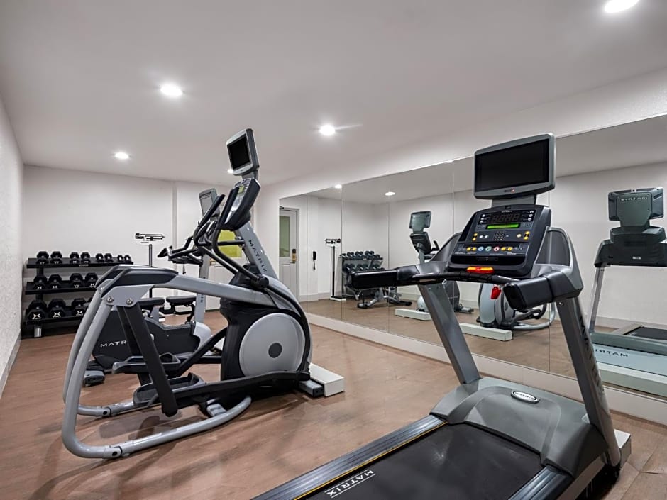 Holiday Inn Express Fort Bragg By IHG