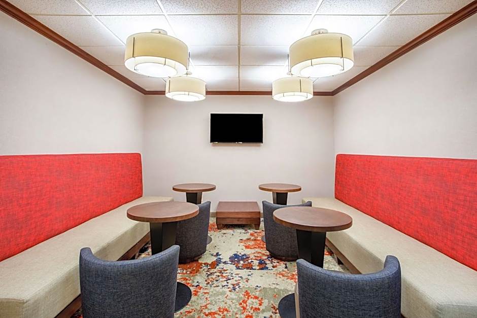 Hampton Inn By Hilton Boston/Marlborough
