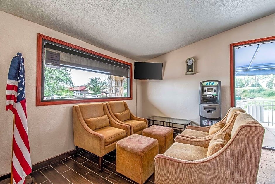 Rodeway Inn