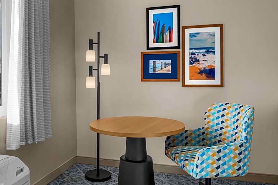 Hampton Inn by Hilton Costa Mesa Newport Beach