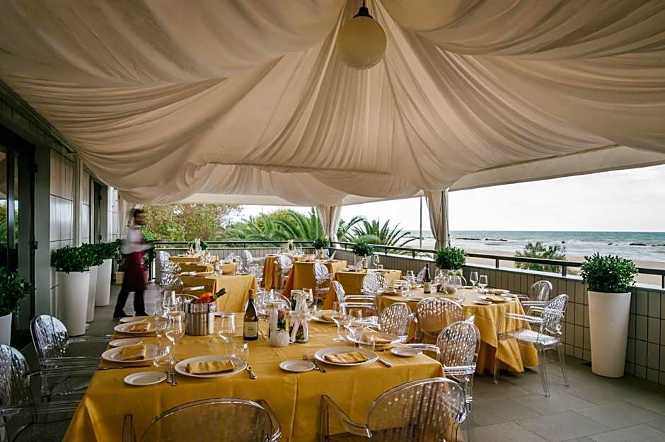 Hotel Royal
