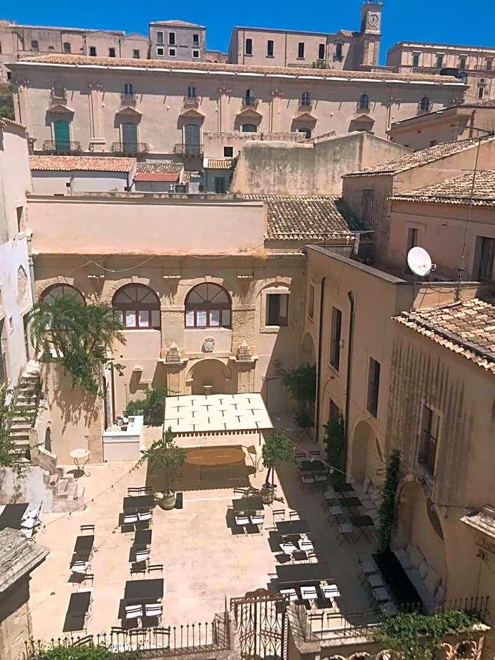 Landolina Palace Hotel
