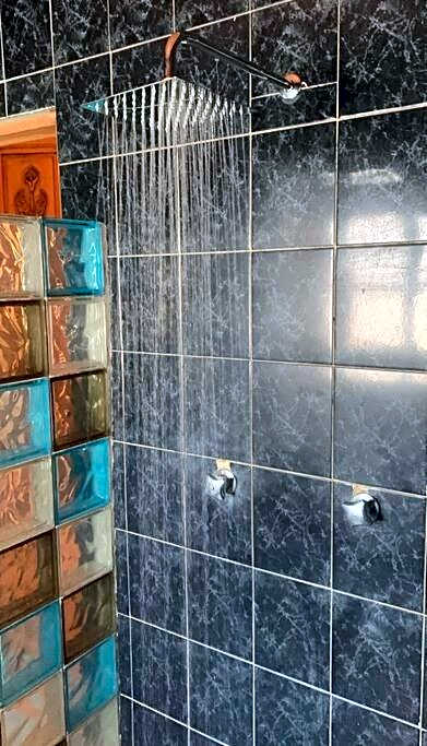 Residencia estilo Californiana Jardín de los Soles
