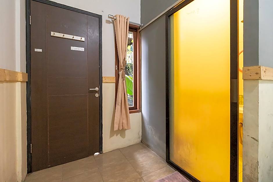 Safaraz Garden near Galaxy Bekasi Mitra RedDoorz